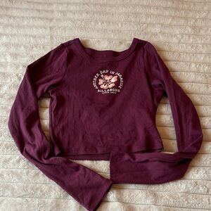 Billabong Maroon Cropped Long Sleeve Top with Floral Graphic